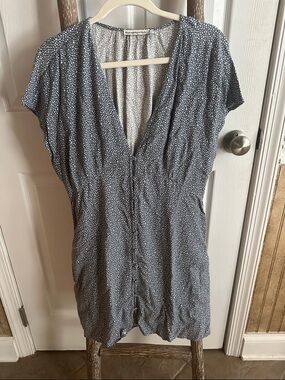 Abercrombie Navy and White Speckled V-Neck Dress